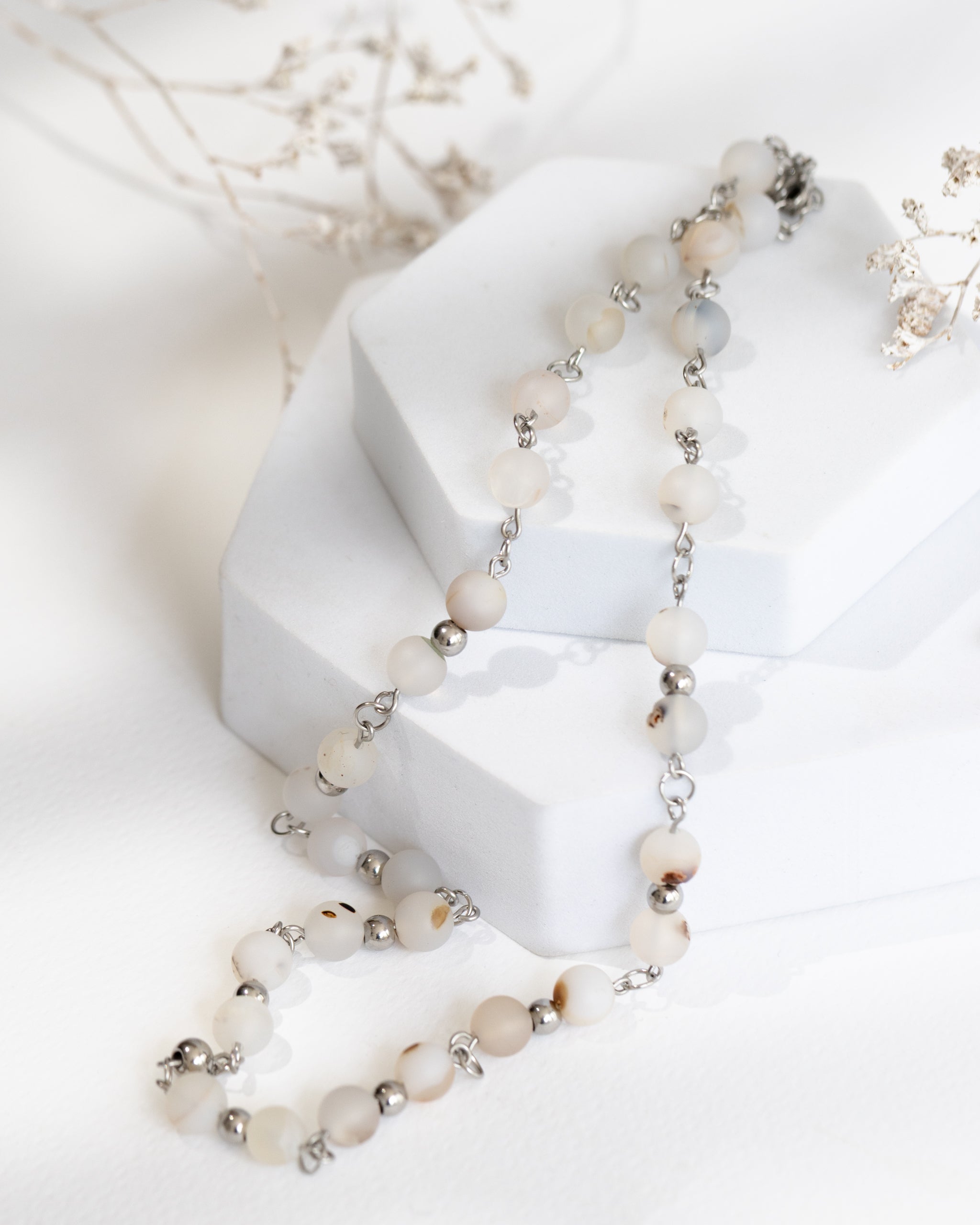 Colier Agat Frosted cu Bobițe din Inox