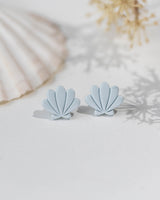 Cercei Studs Shell - pearl baby blue
