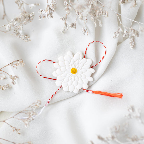 Brosa Flower - white