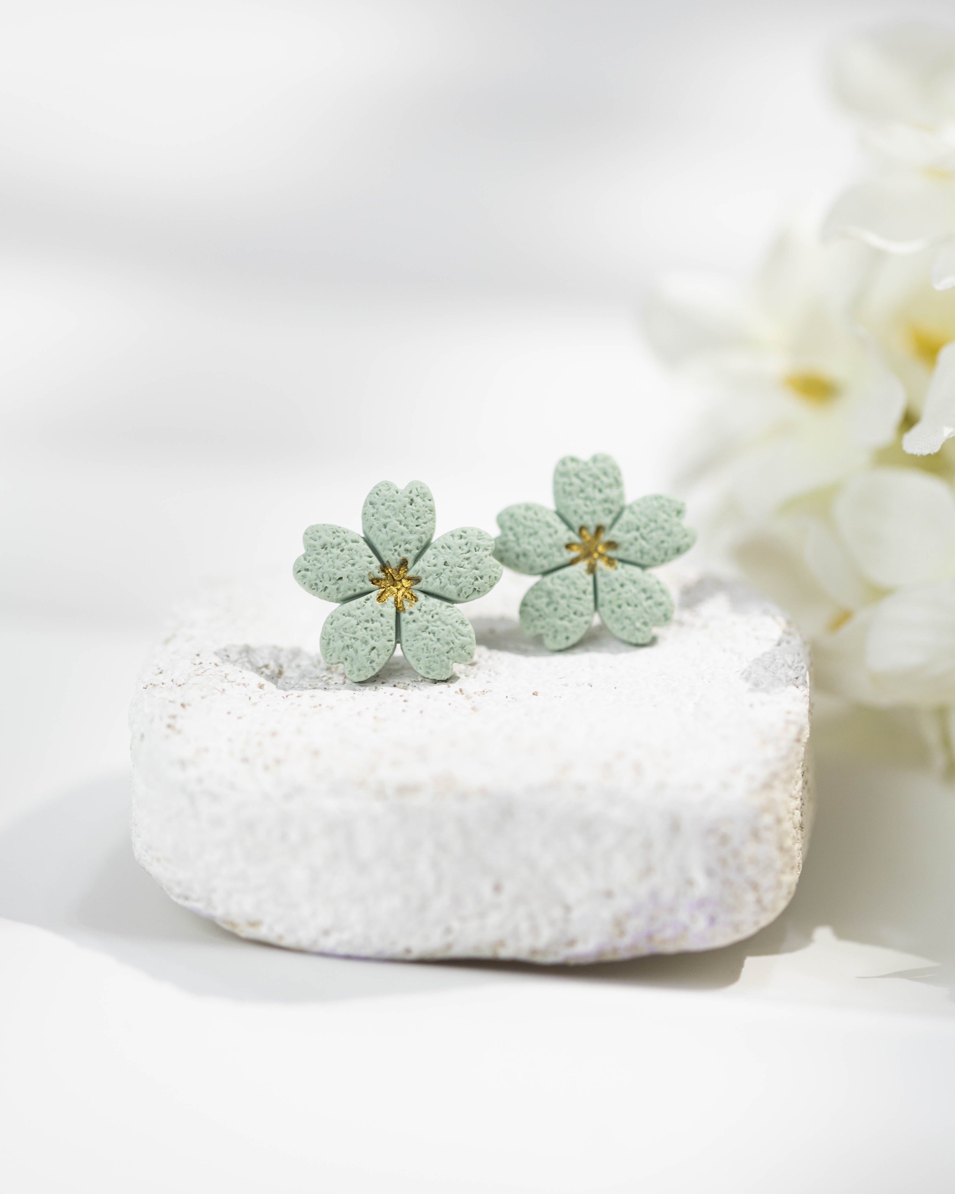 Cercei Studs Pastel Flower - mint