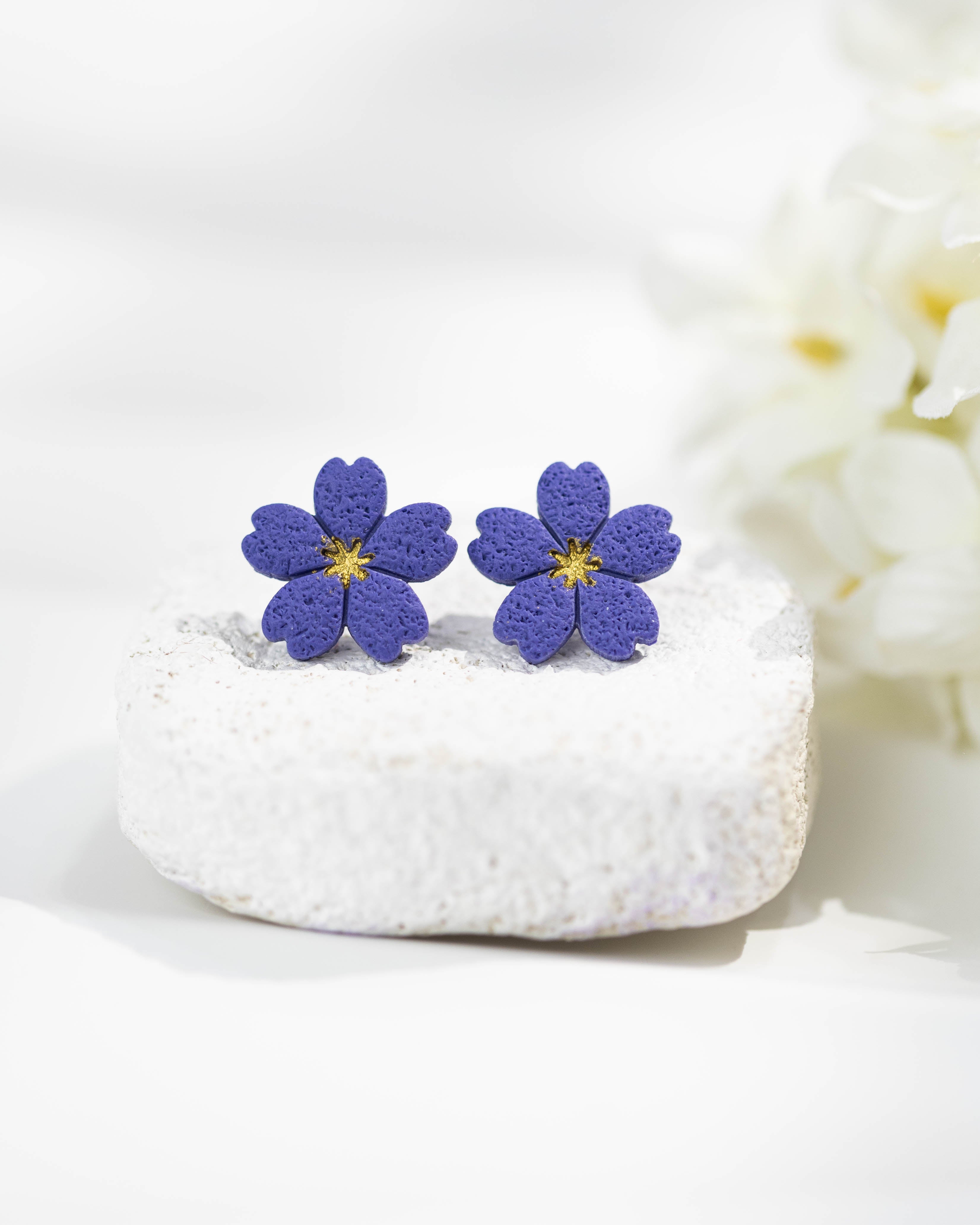 Cercei Studs Pastel Flower - iris