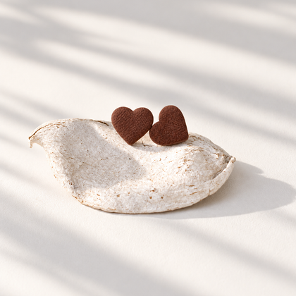 Cercei Amour Mini Studs - Chocolate