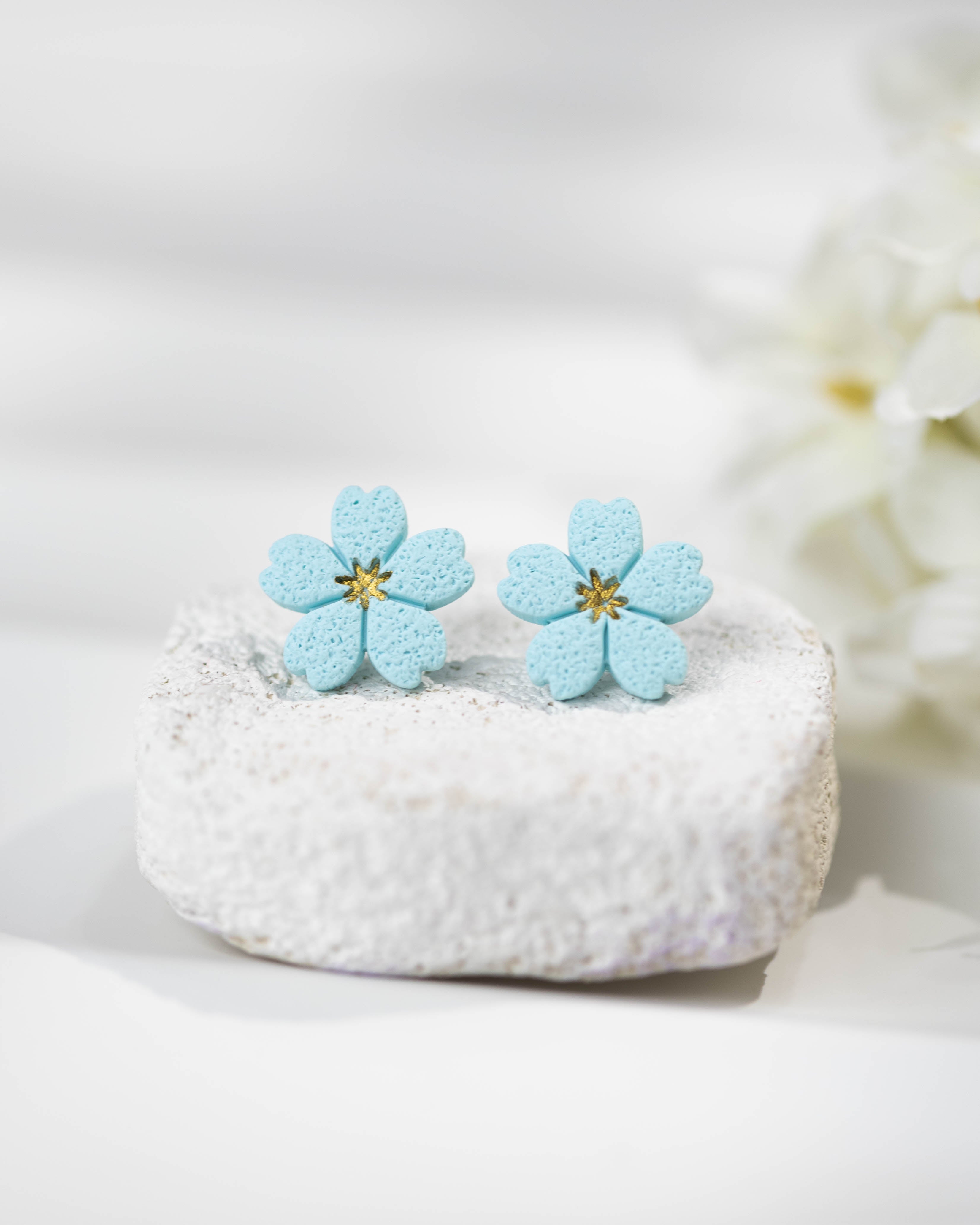 Cercei Studs Pastel Flower - aqua blue